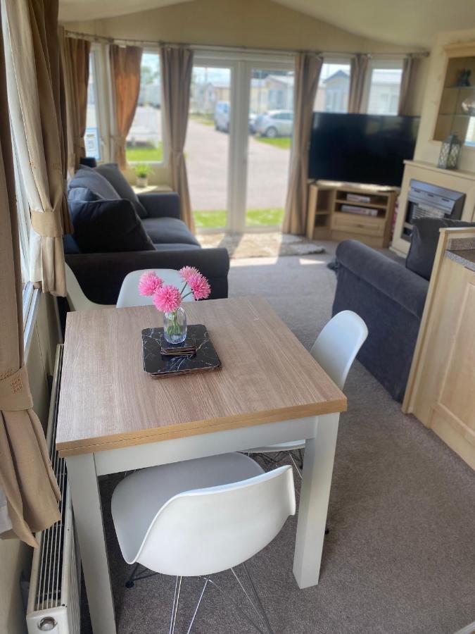 Seawick Caravan Park, St Osyth Near База отдыха Колчестер